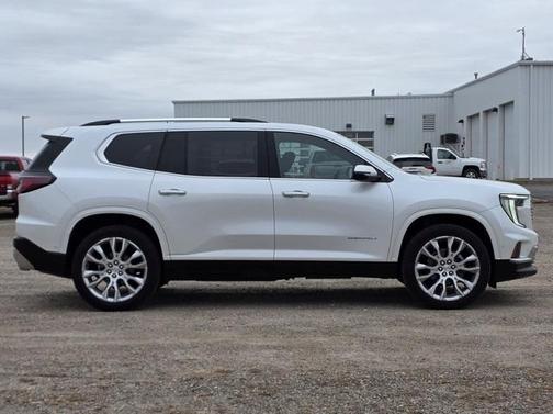 2024 GMC Acadia Denali