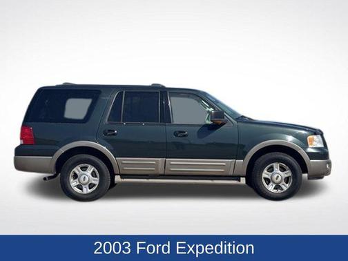 Estate Green Clearcoat Metallic 2003 Ford Expedition Eddie Bauer