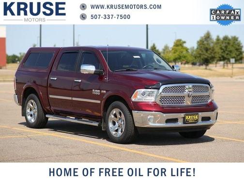 Photo 1 of 29 of 2017 RAM 1500 Laramie