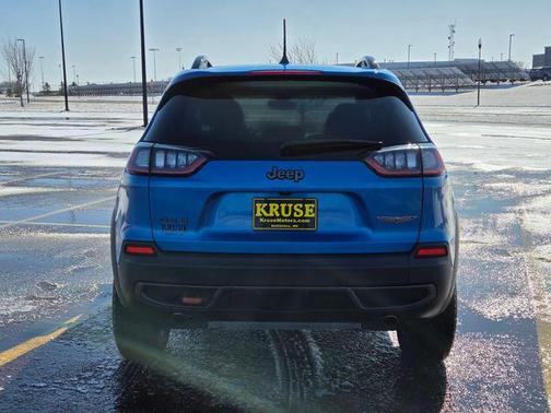 2022 Jeep Cherokee Trailhawk