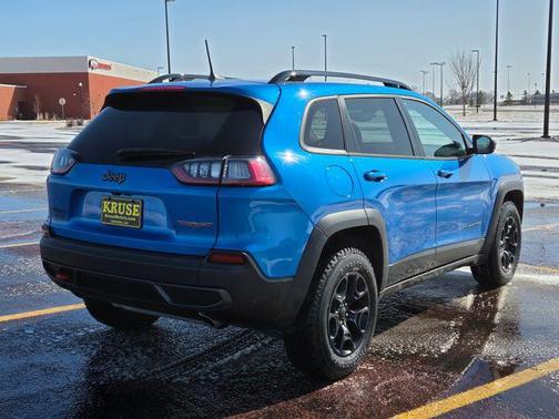 2022 Jeep Cherokee Trailhawk