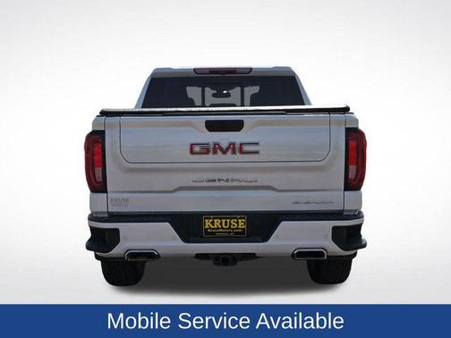 White Frost Tricoat 2022 GMC Sierra 1500 Denali