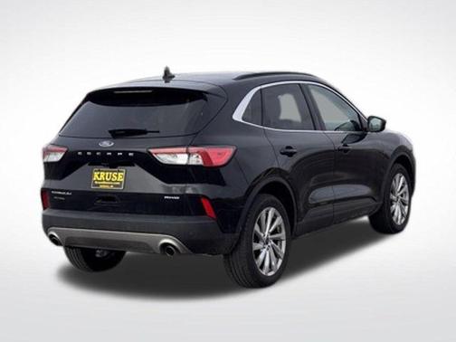 Agate Black Metallic 2022 Ford Escape Titanium