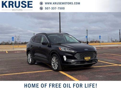 2022 Ford Escape Titanium