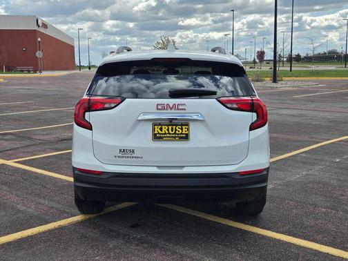 Summit White 2020 GMC Terrain SLE