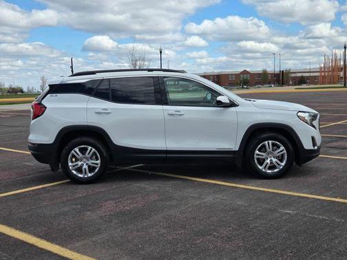 Summit White 2020 GMC Terrain SLE