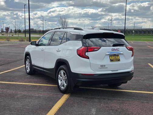 Summit White 2020 GMC Terrain SLE