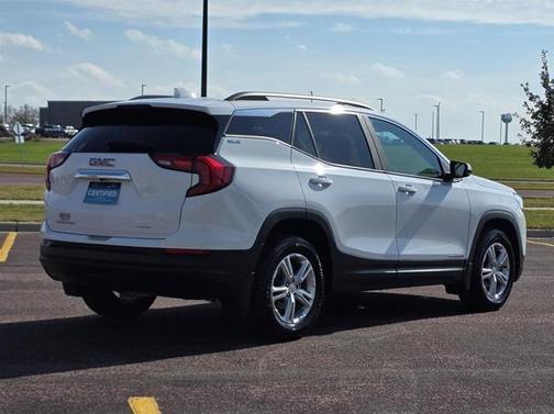 2021 GMC Terrain SLE