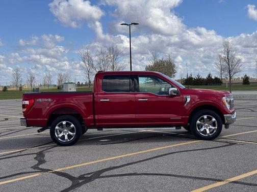 Rapid Red Metallic Tinted Clearcoat 2023 Ford F-150 Lariat