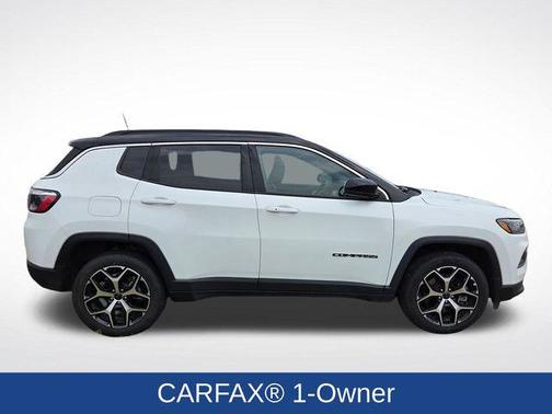 Bright White Clearcoat 2025 Jeep Compass Limited