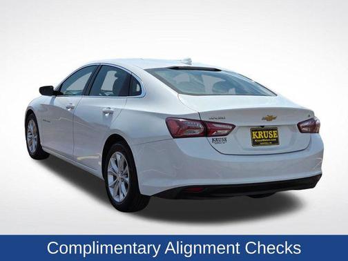 White 2019 Chevrolet Malibu LT