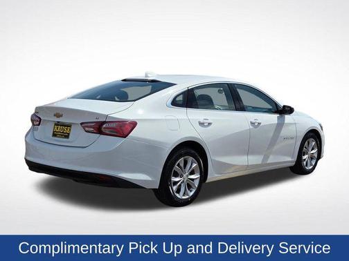 White 2019 Chevrolet Malibu LT