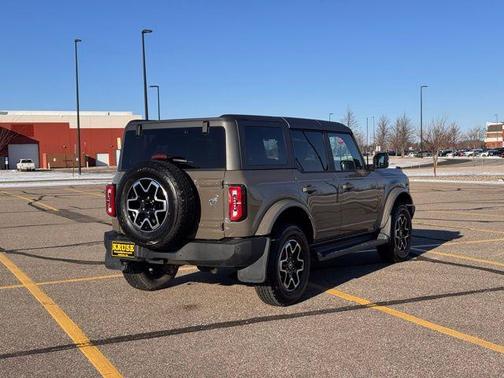 2025 Ford Bronco Outer Banks