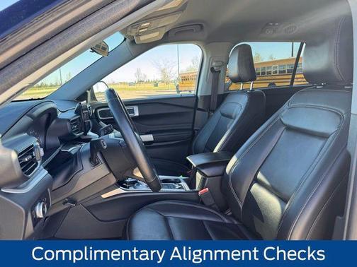 Gray Metallic 2023 Ford Explorer XLT