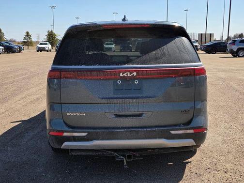 2024 Kia Carnival EX