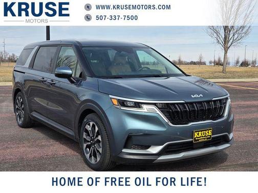 2024 Kia Carnival EX