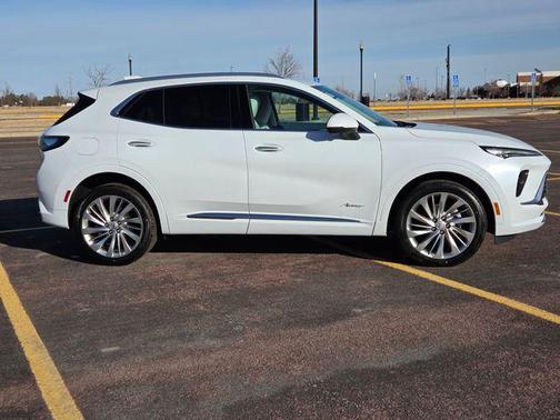 Iridescent White Tricoat 2026 Buick Envision Avenir AWD