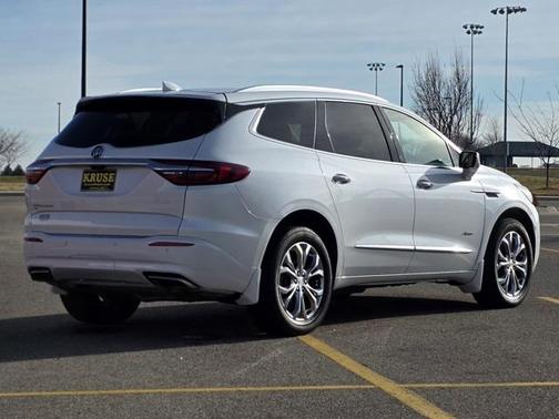 2021 Buick Enclave AWD Avenir