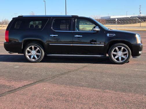 2010 Cadillac Escalade ESV Base