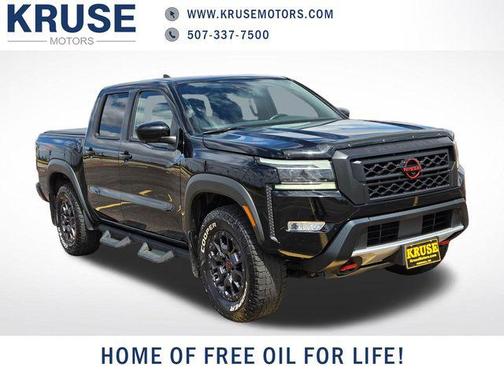 Super Black 2022 Nissan Frontier PRO-4X