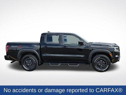 Super Black 2022 Nissan Frontier PRO-4X