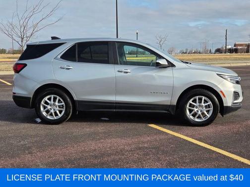Silver Ice Metallic 2022 Chevrolet Equinox 1LT