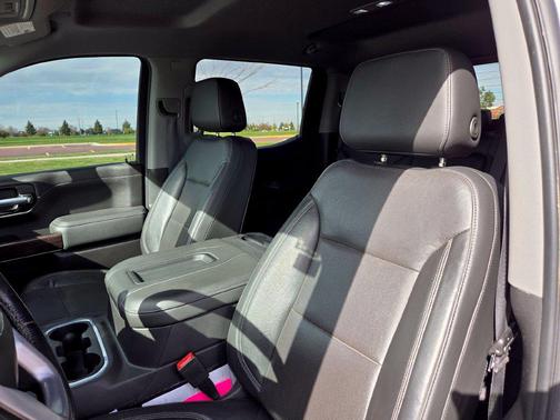 Summit White 2020 GMC Sierra 1500 SLT