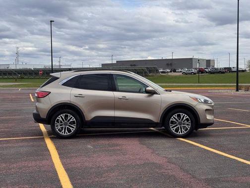 Desert Gold Metallic 2020 Ford Escape SEL
