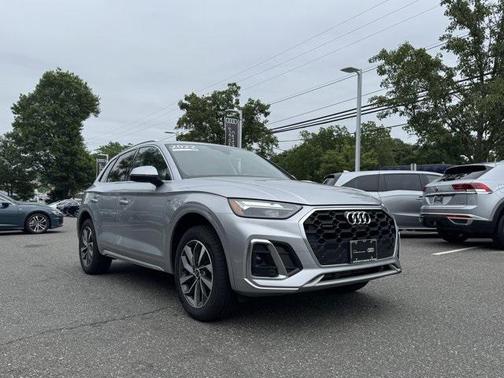 2022 Audi Q5 Premium Plus 45 TFSI S line quattro S tronic