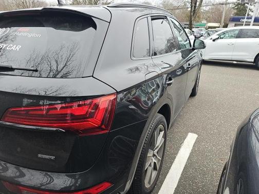 2025 Audi Q5 Premium 45 TFSI S line quattro