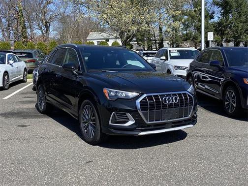 2022 Audi Q3 Premium 40 TFSI quattro Tiptronic
