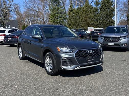 2022 Audi Q5 Premium 45 TFSI S line quattro S tronic