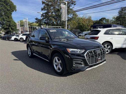 2023 Audi Q5 Premium 40 TFSI quattro S tronic