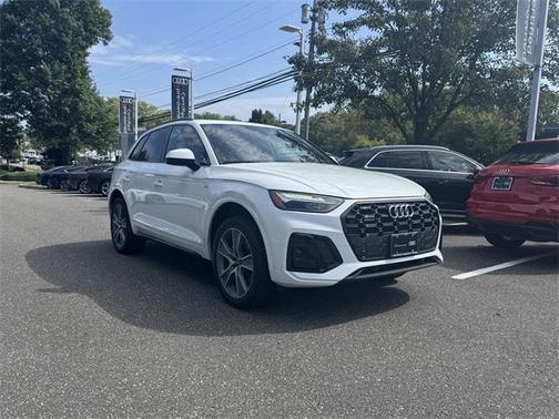 2025 Audi Q5 Premium 45 TFSI S line quattro