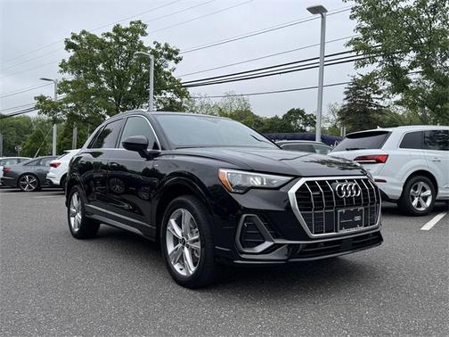 2022 Audi Q3 Premium 45 TFSI S line quattro Tiptronic