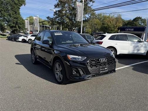 2025 Audi Q5 Premium 45 TFSI S line quattro
