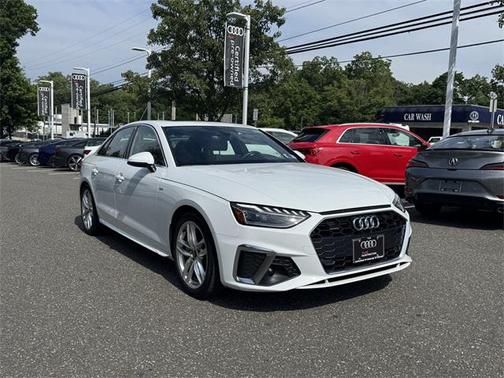 2023 Audi A4 Premium 45 TFSI S line quattro S tronic