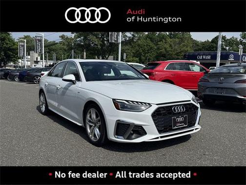 2023 Audi A4 Premium 45 TFSI S line quattro S tronic
