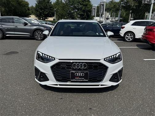 2023 Audi A4 Premium 45 TFSI S line quattro S tronic
