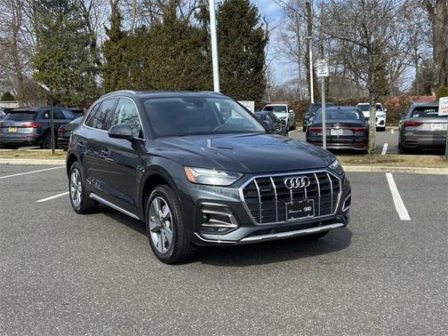 2024 Audi Q5 Premium Plus 40 TFSI quattro S tronic