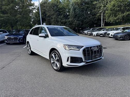 2022 Audi Q7 Premium Plus 55 TFSI quattro Tiptronic