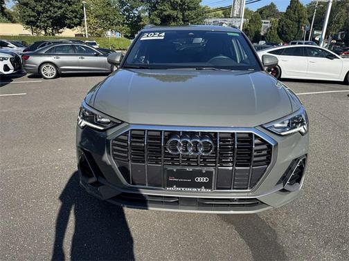 2024 Audi Q3 Premium Plus 45 TFSI S line quattro Tiptronic
