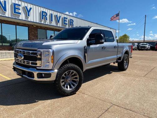 2024 Ford F-250 XLT