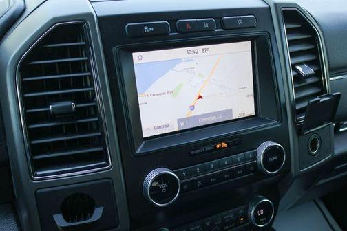 Magnetic 2021 Ford Expedition XLT