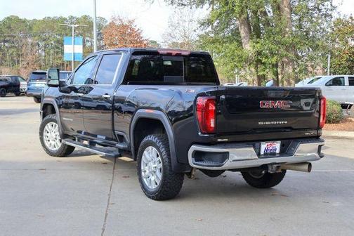2022 GMC Sierra 2500 SLT