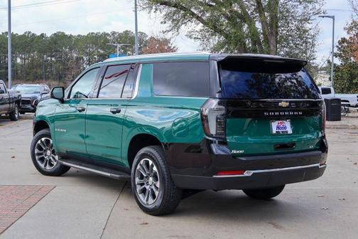 2026 Chevrolet Suburban LT