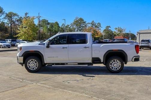2022 GMC Sierra 2500 SLT