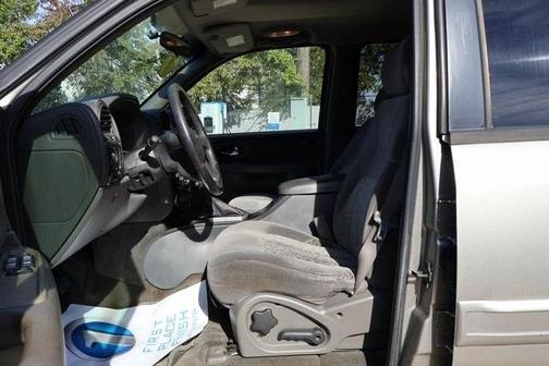 2003 GMC Envoy SLE