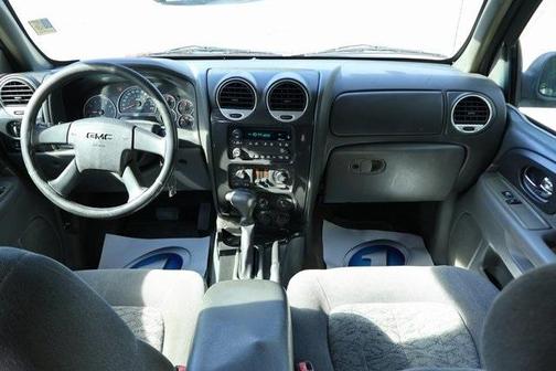 2003 GMC Envoy SLE
