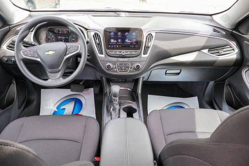 Summit White 2023 Chevrolet Malibu LT